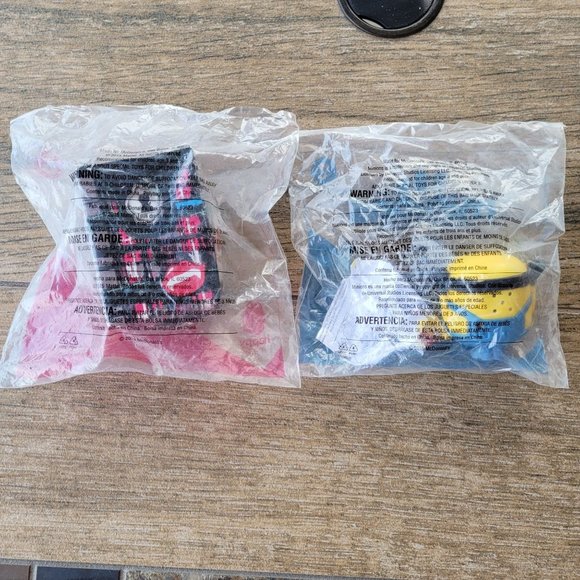 2015 McDonalds Happy Meal Despicable Me Minions #2 Talking Bob & Monster High #6 - Picture 4 of 6